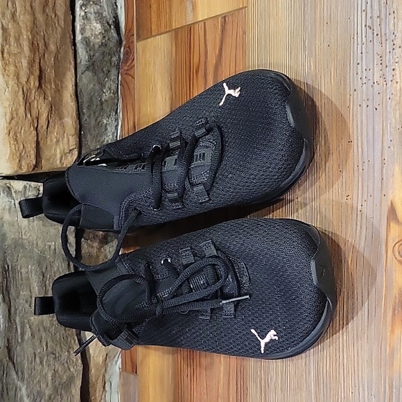 Puma sneakers - Picture 3 of 8